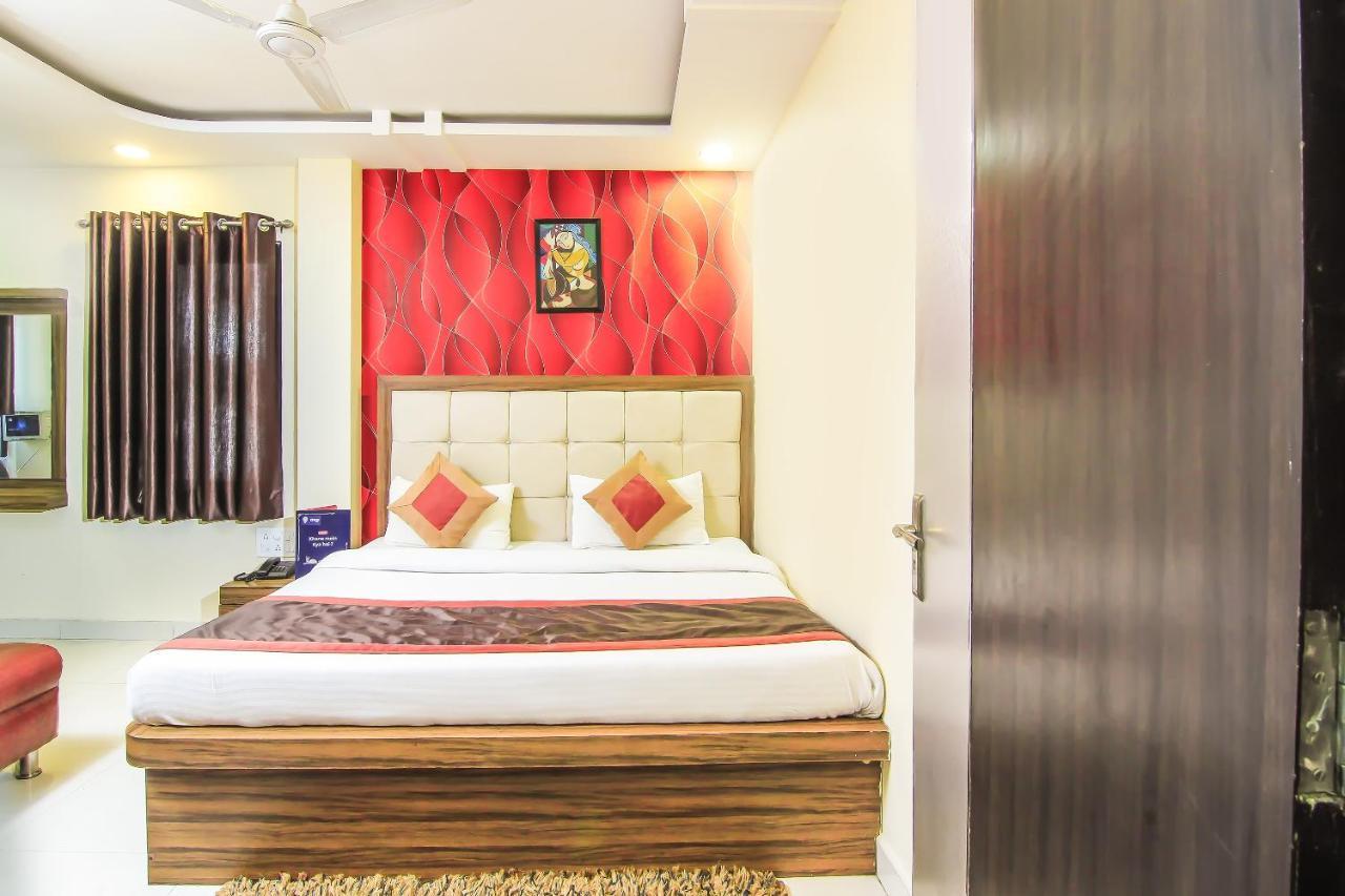Oyo 8883 Hotel Comfort Zone Λάκναου Εξωτερικό φωτογραφία