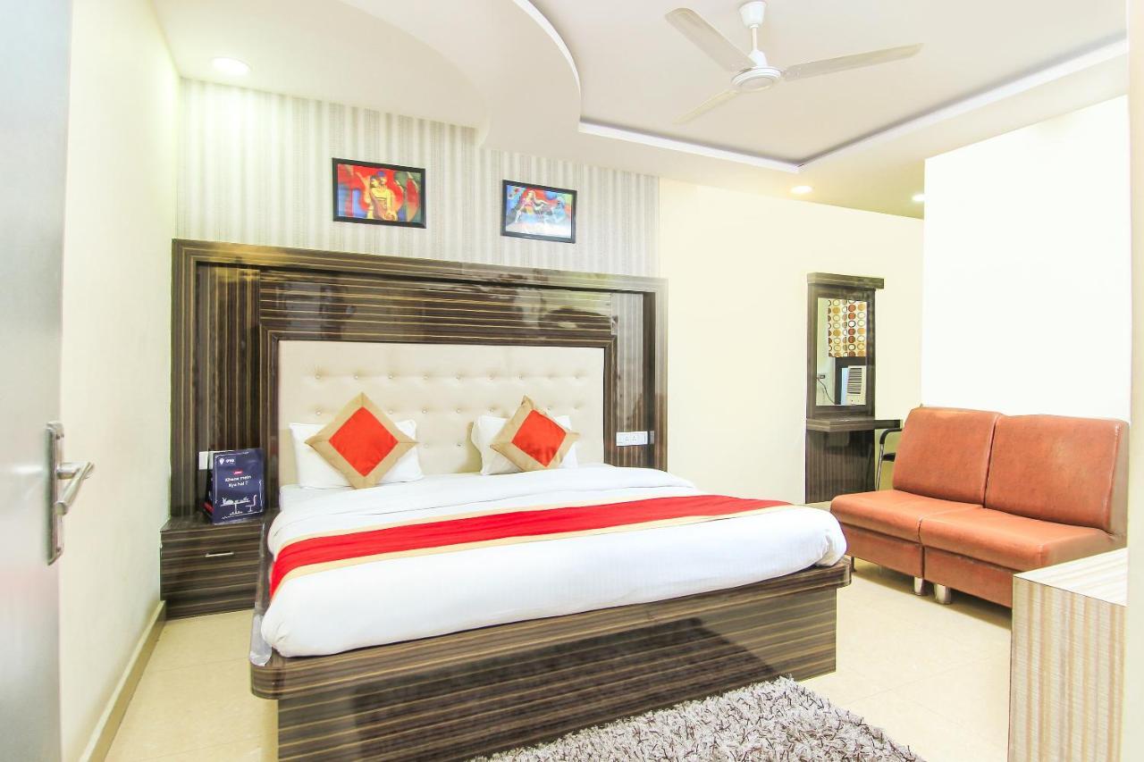 Oyo 8883 Hotel Comfort Zone Λάκναου Εξωτερικό φωτογραφία