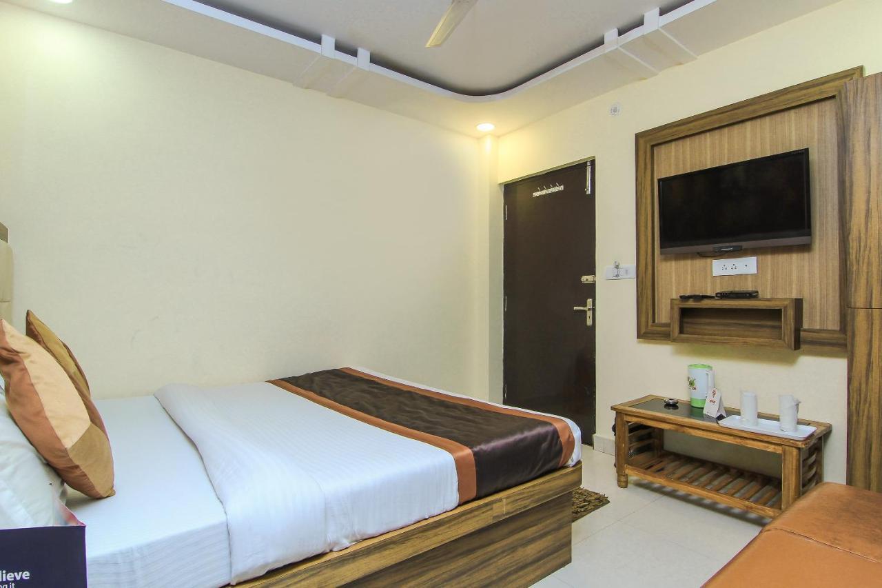Oyo 8883 Hotel Comfort Zone Λάκναου Εξωτερικό φωτογραφία