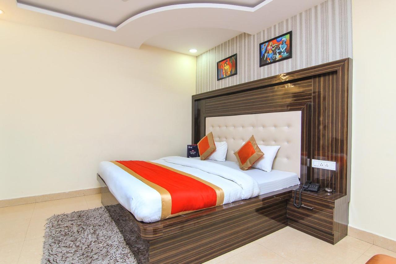 Oyo 8883 Hotel Comfort Zone Λάκναου Εξωτερικό φωτογραφία