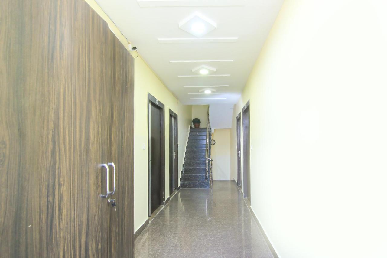 Oyo 8883 Hotel Comfort Zone Λάκναου Εξωτερικό φωτογραφία